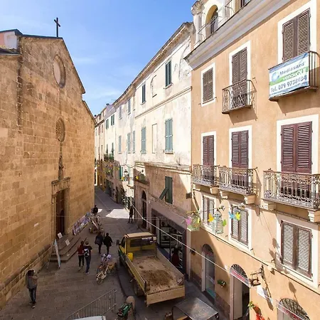 Centro Storico Carlo Alberto Apartamento Alguer