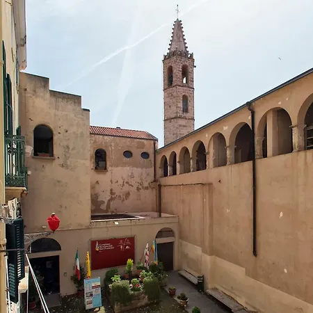 Appartamento Centro Storico Carlo Alberto