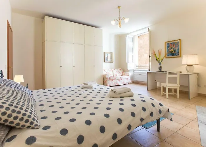 Centro Storico Carlo Alberto *