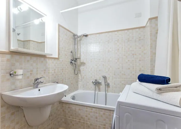 Centro Storico Carlo Alberto * アルゲーロ